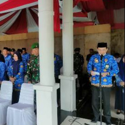 Upacara Integrasi Nasional Tingkat Kabupaten Sidrap diguyur Hujan Deras, Kakan Kemenag Sidrap Pimpin Doa