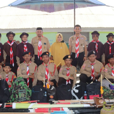 Gudep Ulil Albab Pangkalan 127/128 MTsN Parepare Ber-Camp Ceria di MAN 1