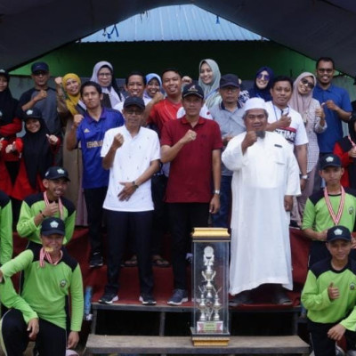 POSPEDA IX Gowa Berakhir, Ponpes Sultan Hasanuddin Raih Juara 1 Umum