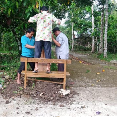 Tingkatkan Keamanan, MTs Al Haerat Batukaropa Bangun Pintu Gerbang Madrasah