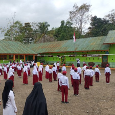 MIN 3 Gelar Upacara Bendera, Pembina Minta Tingkatkan Semangat Belajar