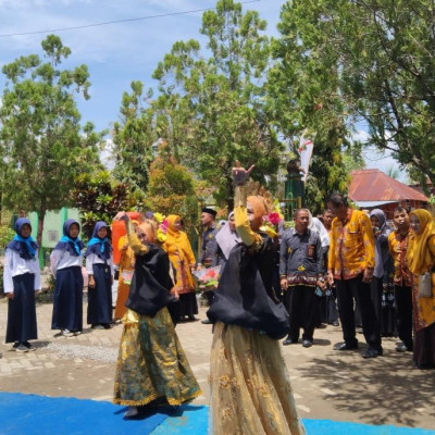 MTsN 2 Bone Terima Kunjungan Study Tour MTsN 2 Bulukumba