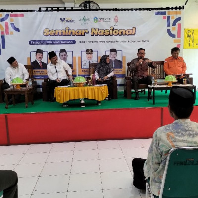 Kakankemenag Maros Menjadi Narasumber Seminar Nasional ‘Hari Santri'