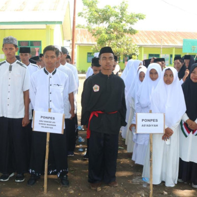 Warisi Semangat Ulama, Santri Ponpes As’adiyah Galung Beru Ikuti Upacara HSN