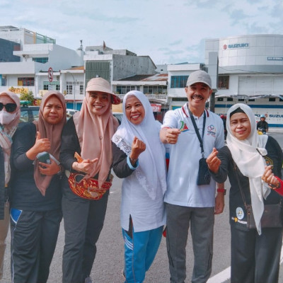 Keluarga Besar Kemenag Bulukumba Hadiri Jalan Santai Gerakan Anti Mager