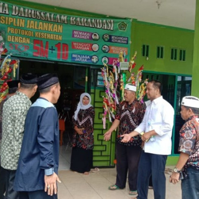 Pesantren Darussalam Barandasi Gelar Maulid di Masjid Al-Amin