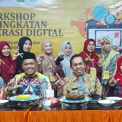 25 Guru MA Al Badar Bilalang Parepare Ikuti Workshop Peningkatan Literasi Digital 