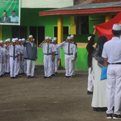 Upacara Bendera As'adiyah Galung Beru, Pembina Tekankan Jaga Adab