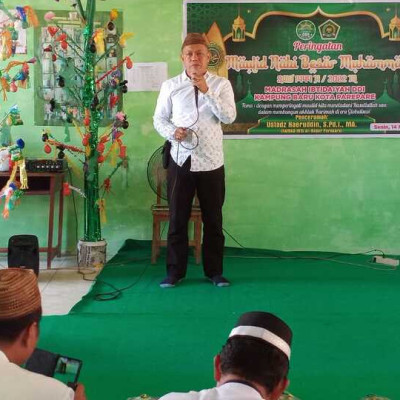 Wujudkan Rasa Cinta kepada Rasulullah, MI DDI Kampung Baru Gelar Peringatan Maulid 