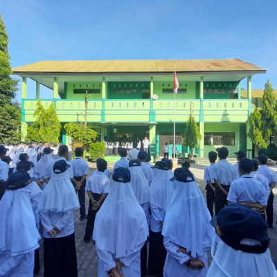 MTsN 1 Bulukumba Gelar Upacara Pembukaan Pelaksanaan PAS TP.2022/2023