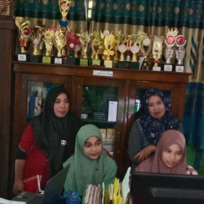 Solid Guru MAS Darul Qalam Bulukumba Sukseskan PKKM 2022