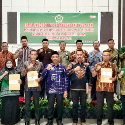 Kemenag Gowa Gelar Penandatanganan Perkin dan Pakta Integritas