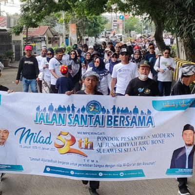 PP Modern Al-Junaidiyah Biru Rayakan Milad Ke-53