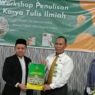 Kepala MTsN Gowa Terima 67 Mahasiswa PLP 1 FTK UIN Alauddin