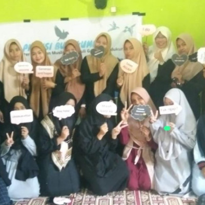 Partisipasi Siswa MTs Guppi Lembanna dalam Mengikuti Kajian Muslimah Peduli Generasi Bulukumba