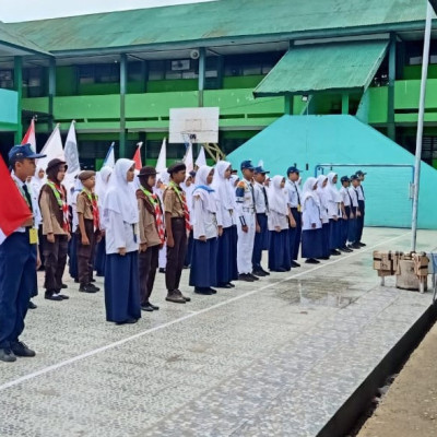 Pelantikan Bersama Organisasi Intra dan Ekstrakurikuler MTsN 1 Bone