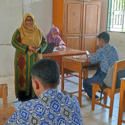 Pengawas Bina Madrasah, Pantau Simulasi AM di MTs Bontosunggu