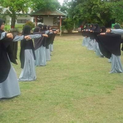 Lakukan Aktifitas Gerak Irama Begini Reaksi Siswa Kelas VIII MTs Darul Istiqamah Bulukumba