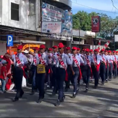 Tim Gerak Jalan OSIM MTsN 1 Bone Raih Juara di HUT RI ke 78