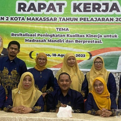 Raker MAN 2 Kota Makassar Dirangkai dengan Pelatihan Hypnoteaching, Berlangsung Khidmat