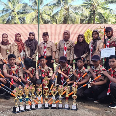 Tim Pramuka MTsN 7 Bulukumba Kembali Raih Gelar Juara dalam Lomba Antar SMP/MTs