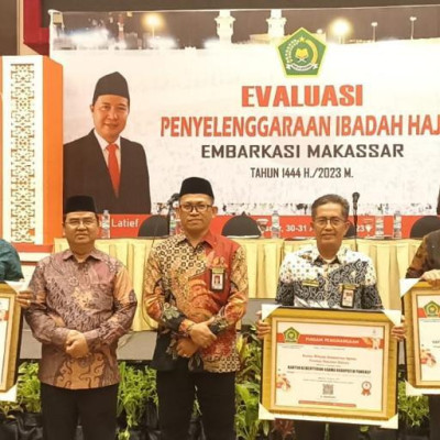 Kemenag Parepare Raih Penghargaan Penyelesaian Dokumen Haji Terbaik Tahun 2023