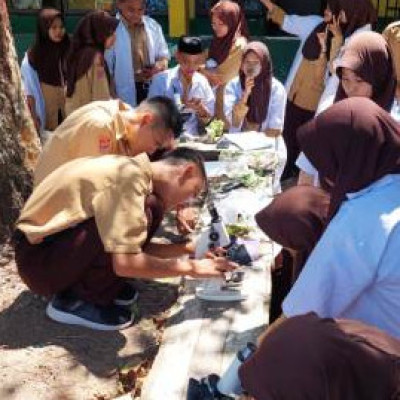 Reni, Guru Mapel Biologi MAN Pinrang Galakkan Pembelajaran Kreatif Dan Menyenangkan