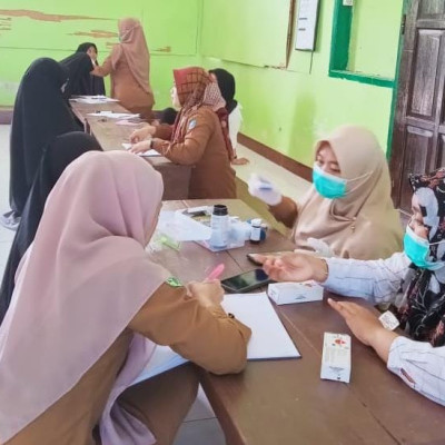 Tim Kesehatan Puskesmas Bontonyeleng Gelar Aksi Bergizi dan Skrining Kesehatan di MAS Darul Istiqamah Bulukumba