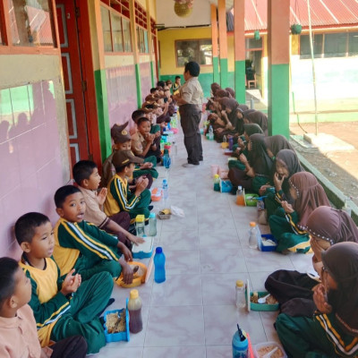 Promosikan Makanan Sehat dari Rumah, MIS Serre Gelar "Sehari Tanpa Jajan"