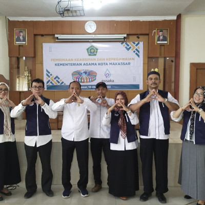 Kakankemenag Kota Makassar Dorong Pembinaan Kearsipan dan Kepegawaian Menuju WBK