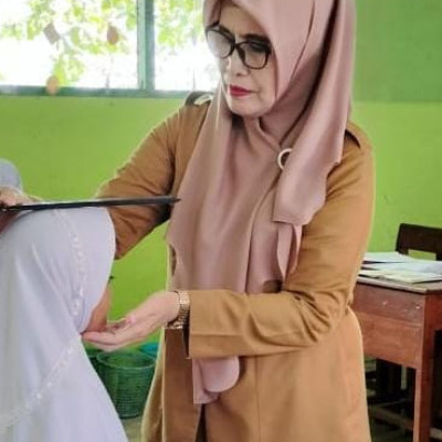 Deteksi Kesehatan Dini, Siswa MIM Romang Lompoa Jalani Skrining