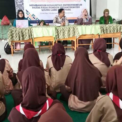 Membangun Komunitas 'Entrepreneur' Muda pada Pondok Pesantren DDI Ujung Lare Parepare