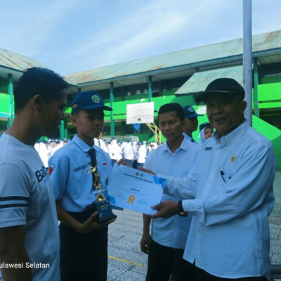 Prestasi Cemerlang  Siswa MTsN 1 Bone dalam Kejuaran Bulutangkis