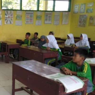 Songsong Hari Esok yang Cerah, Peserta Didik Kelas V/a MIN 1 Bone Asah Kecakapan Bahasa Inggris