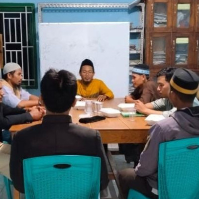 Hadapi Ujian Akhir, Direktur PPTQ An Nail Gowa Gelar Rapat Terbatas