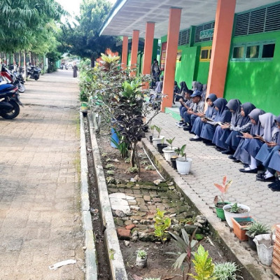 Pasca Pilpres, Siswa MAN 2 Bone Kembali Galakkan Kamis Mengaji