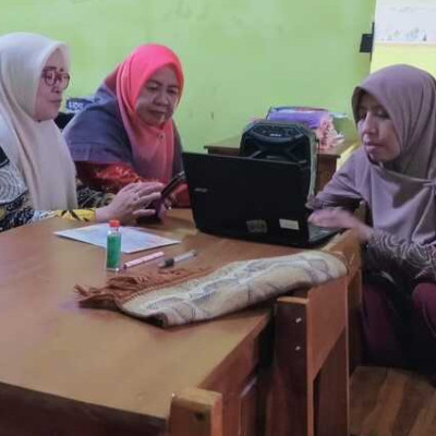 Tendik MIN 8 Bone Solid Pasca Pelatihan MOOC Pintar