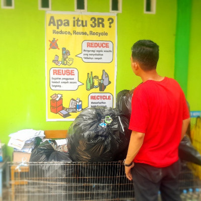 MAN 2 Bone Punya Bank, Isinya "Sampah"