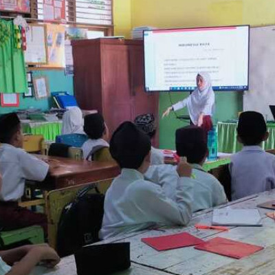 Nyanyikan Lagu Kebangsaan, Peserdik MIN 8 Bone Hormati Perjuangan Bangsa