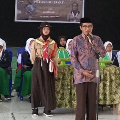 Pangkalan Annisa Scout MTs DDI Lil Banat Gelar Diklat Pramuka 