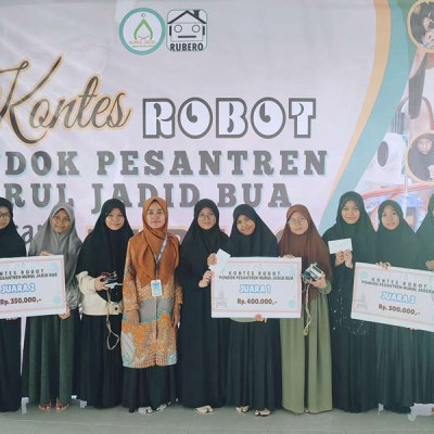 Ponpes Nurul Jadid Bua Gelar Kontes Robotik