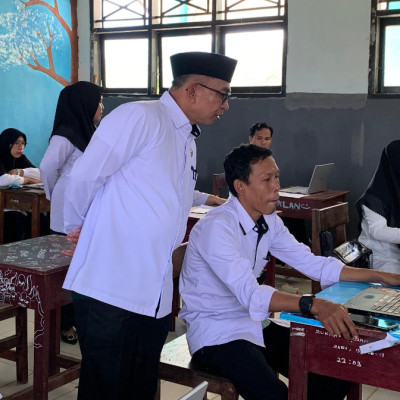 Upaya Wujudkan Madrasah Berkualitas, Ratusan Guru Kemenag Lutim ikuti AKGTK serentak