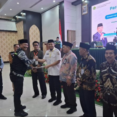 Kakankemeng Sinjai, Jamaah Haji Kloter 4 Debarkasi Makassar tiba di Tanah Air, Komplit