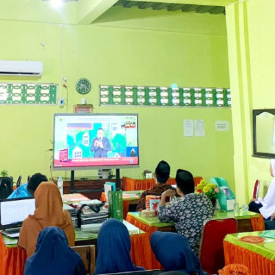MTs Al-Junaidiyah Biru Ikuti Talkshow Pesantren Ramah Anak Untuk Indonesia