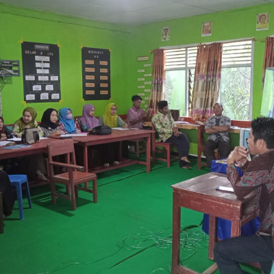 Sosialisasi Kurikulum Merdeka oleh Pengawas Pembina Madrasah di YPPI Sapobonto