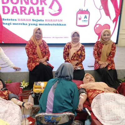 Jelang HUT RI Ke-79, DWP dan KBCI Kanwil Kemenag Sulsel Gelar Aksi Donor Darah