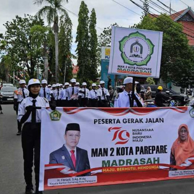 Paskibra MAN 2 Kota Parepare Semarakkan Lomba Gerak Jalan