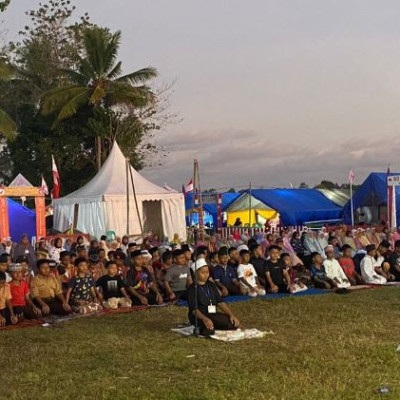 Siswa MTsN 1 Bone, Jadi Imam Salat Magrib pada Ajang Perkemahan Lomba Kreativitas