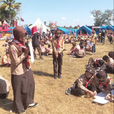 Peserta Sandi Pramuka MIN 8 Bone Berhasil Tuntaskan Tugas dengan Tepat Waktu