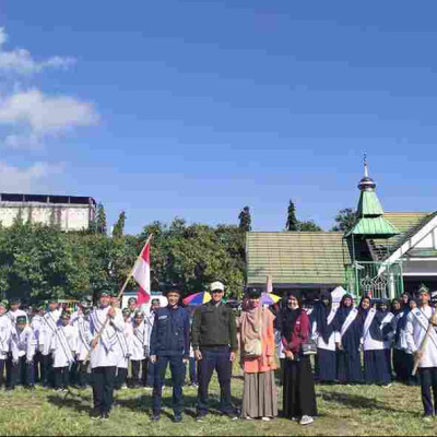 MTs Muhammadiyah Punnia Berpartisipasi Dalam Gerak Jalan Memperingati HUT RI ke-79